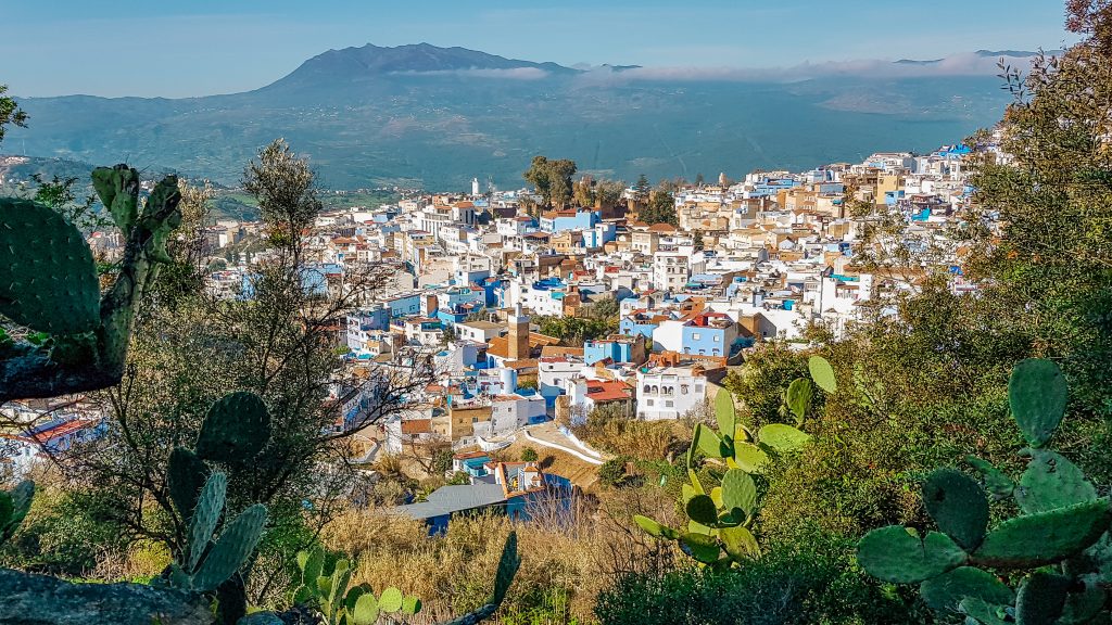 Ausblick auf Chefchaouen auf dem Weg zur spanischen Moschee