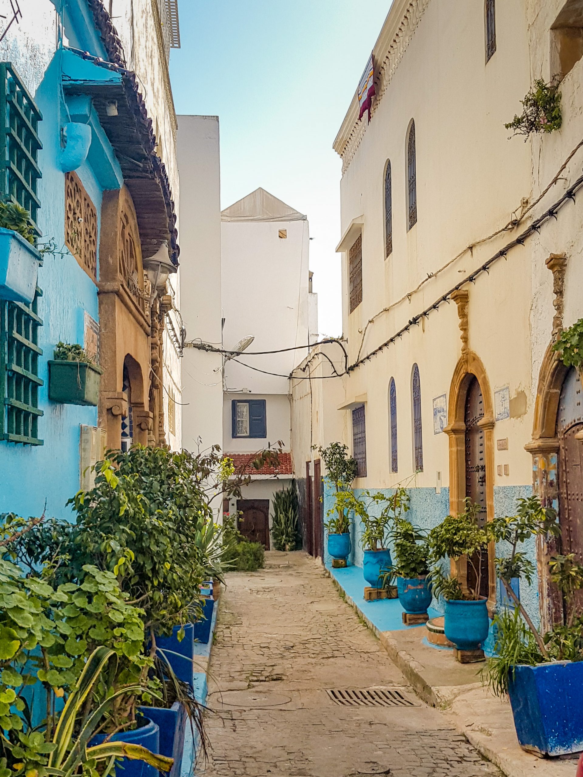 Blau und weiße Häuser in der Kasbah des Oudaias