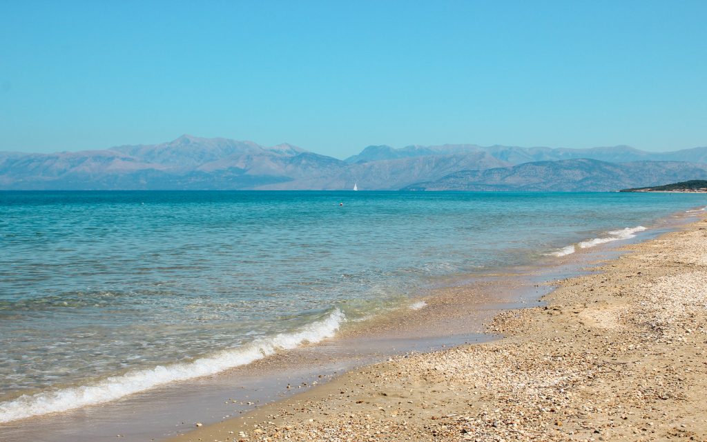 Strand von Acharavi