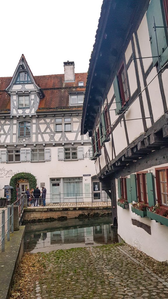 Das schiefe Haus im Fischerviertel