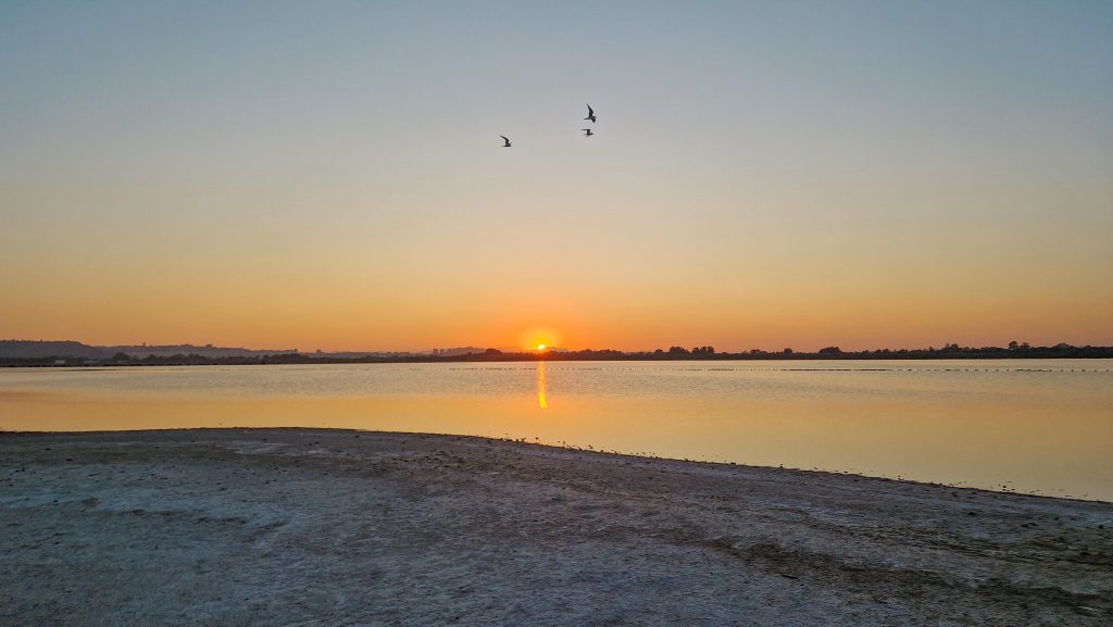 Sonnenuntergang vor Cagliari auf Sardinien Roadtrip