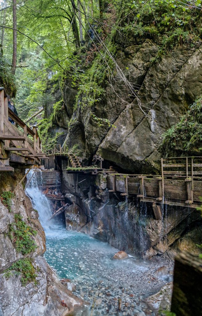 Wanderung durch die Seisenbergklamm