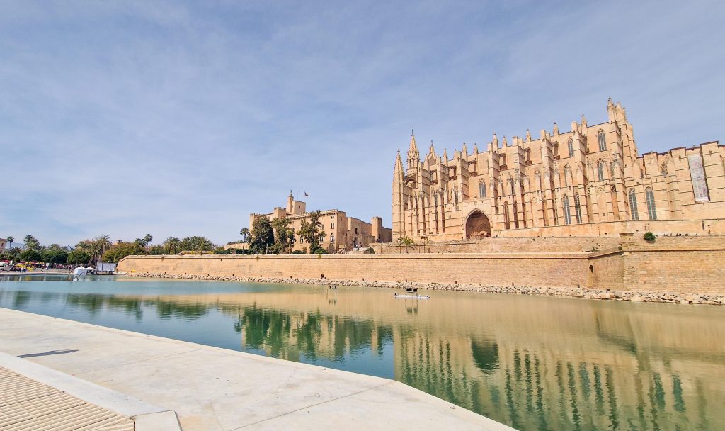 Blick auf die Kathedrale von Palma