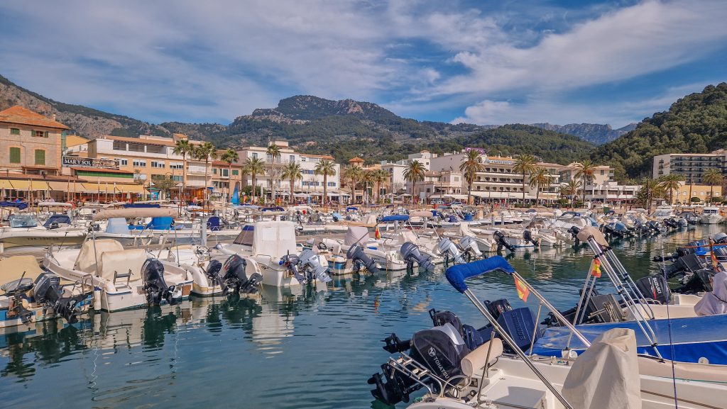 Tolles Panorama von der Hafenstadt Port de Soller