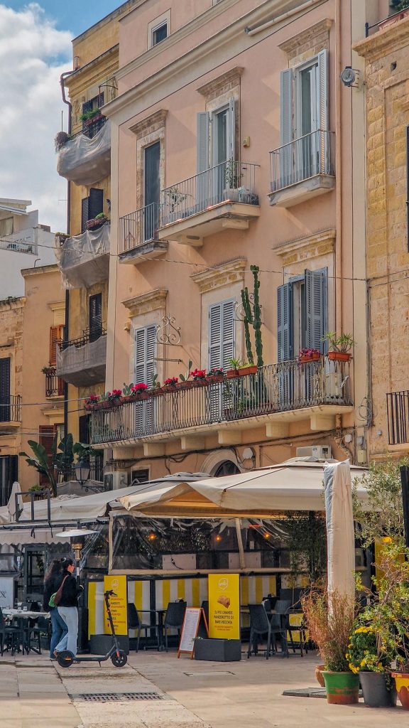 Restaurant oder Café in Bari