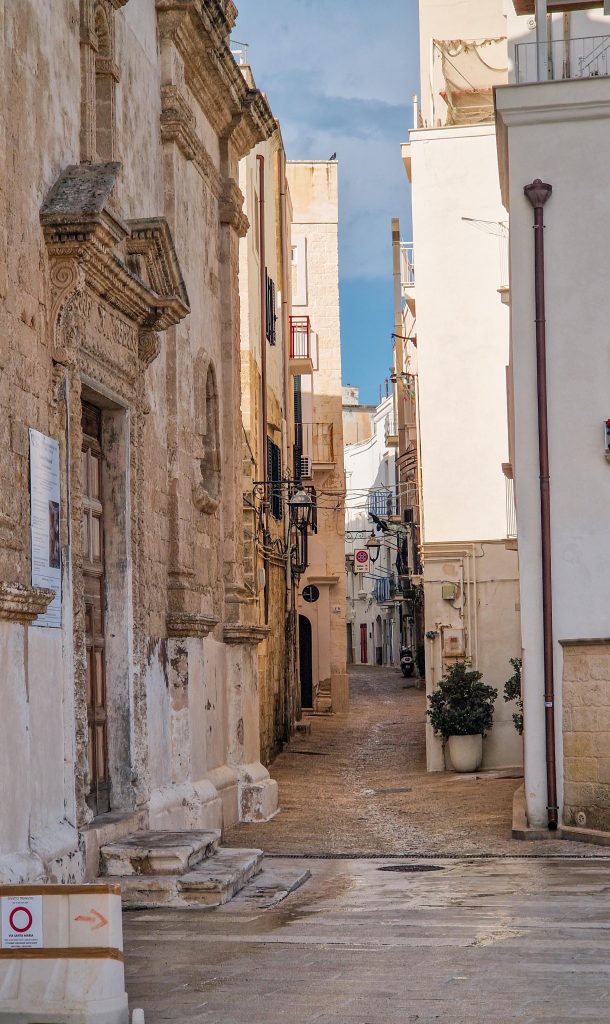 Ein echter Geheimtipp in Apulien ist die süße Stadt Monopoli