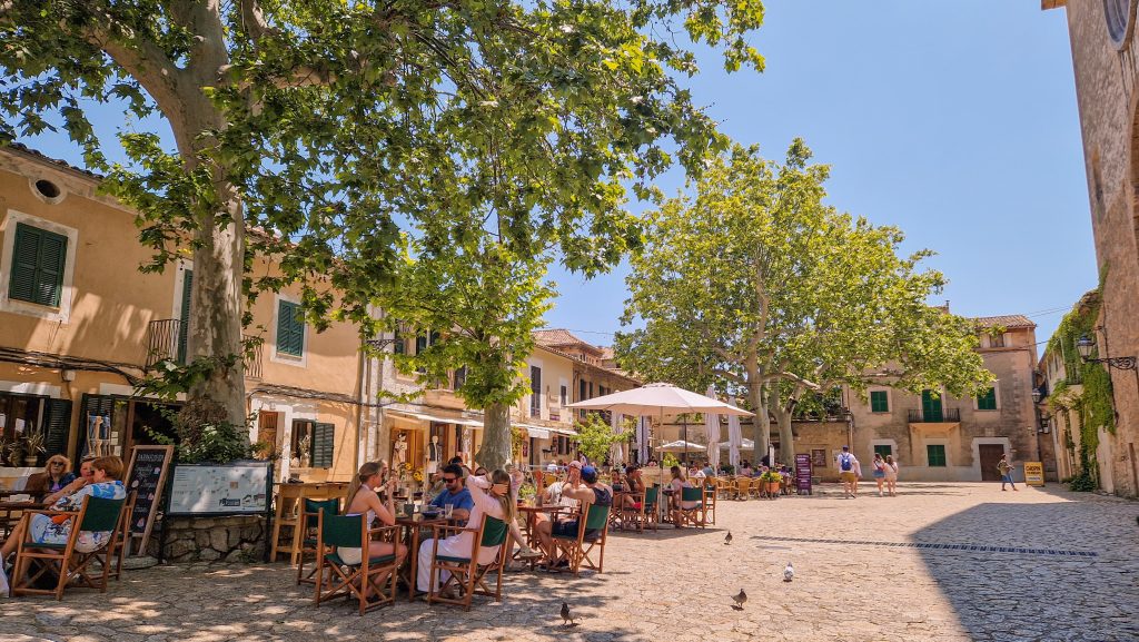 Schöner Platz in Valldemossa