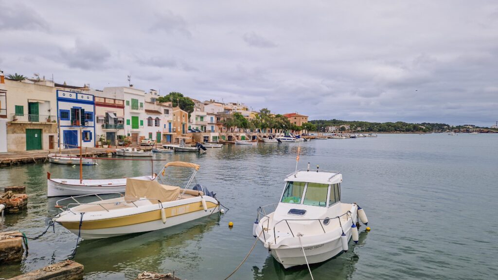 Der Hafen von Portocolom