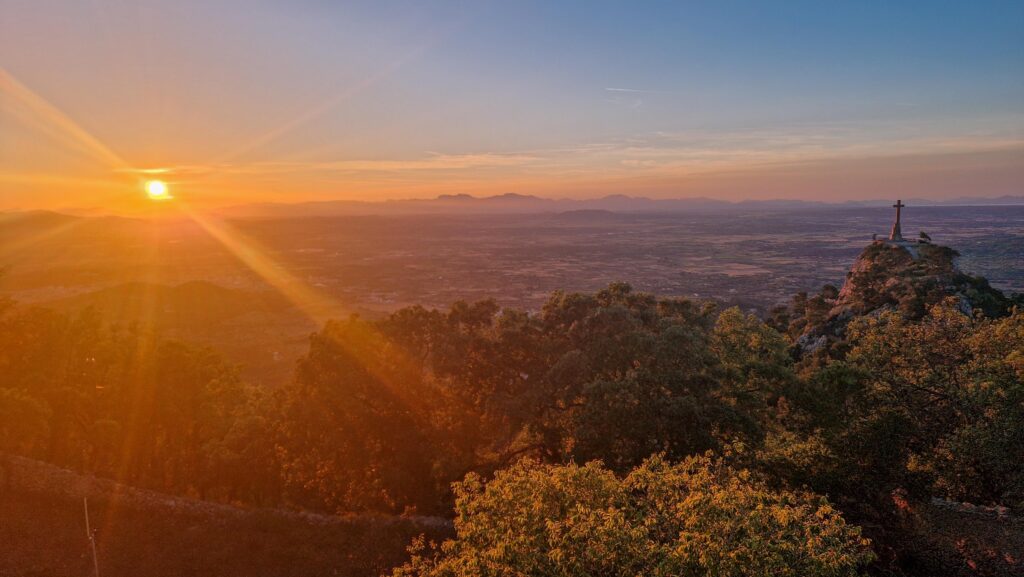 Der schönste Sonnenuntergang auf Mallorca Kloster de Sant Salvador