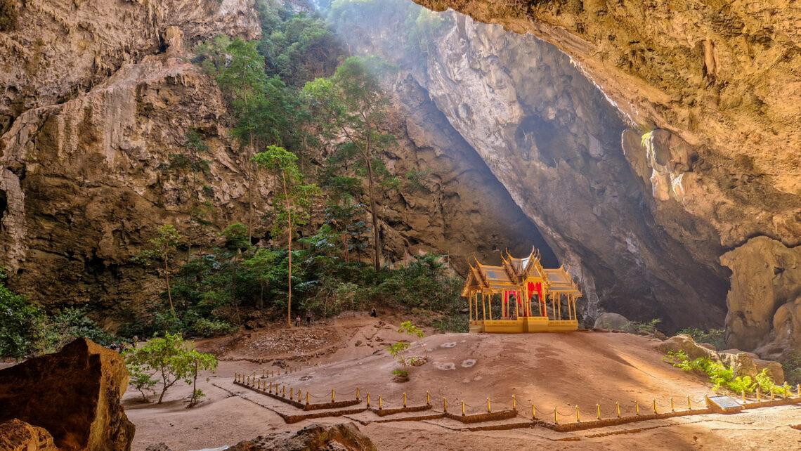 Wanderung und Anreise zur phraya nakhon cave